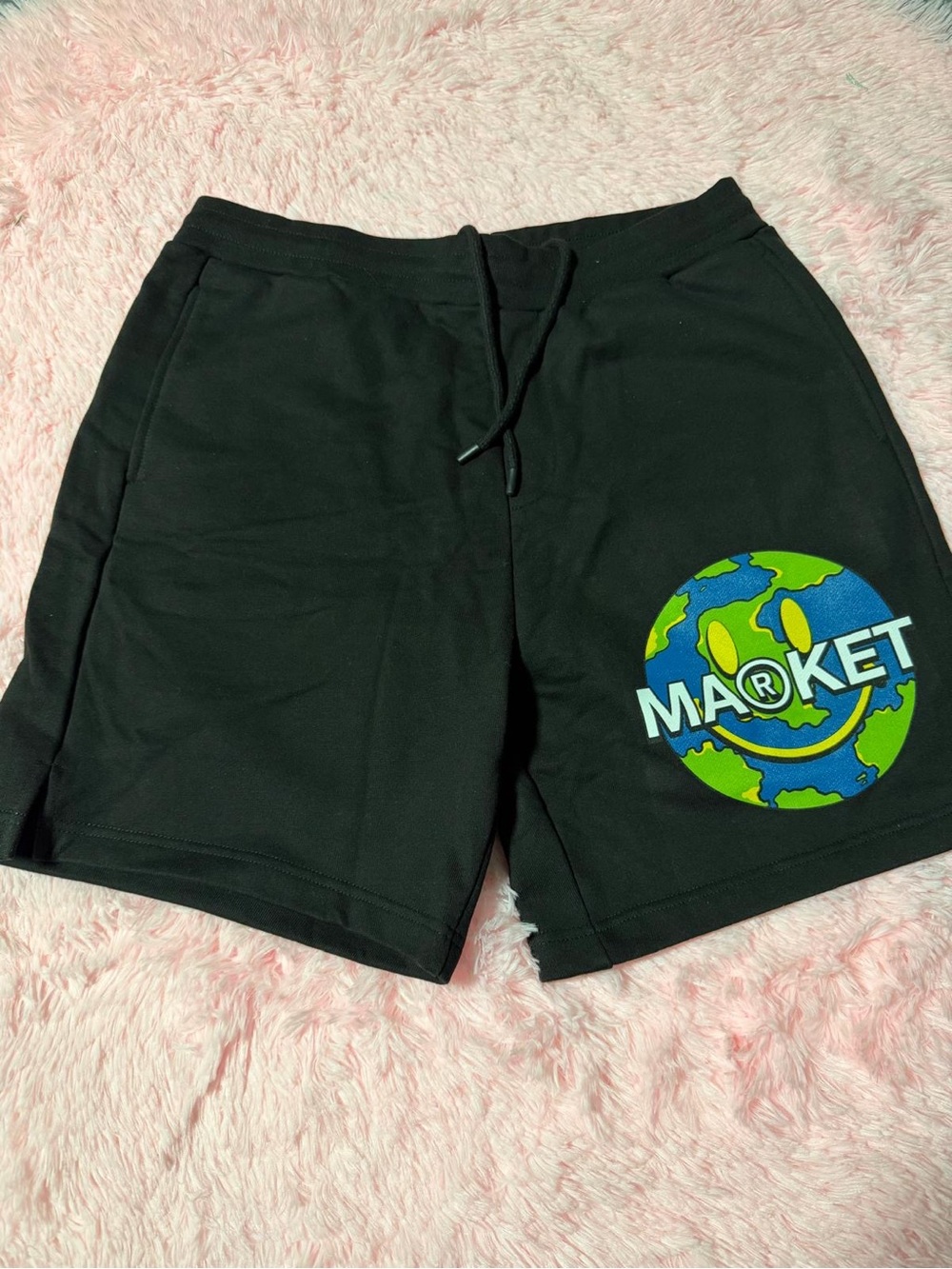 MArket Black Graphic Men's Shorts